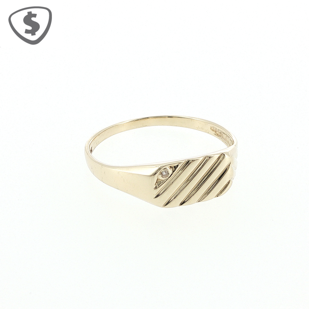 9ct Yellow Gold Diamond Signet Ring