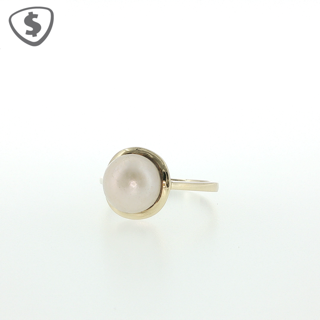 9ct Yellow Gold Pearl Solitaire Ring