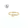 9ct Yellow Gold Pearl Ring with Engraved Shoulder Accents