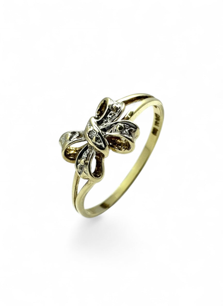 9ct Yellow Gold Bow Ring