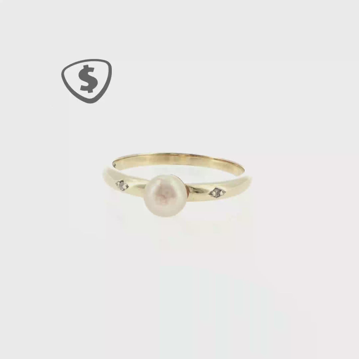 9ct Yellow Gold Pearl Ring with Engraved Shoulder Accents