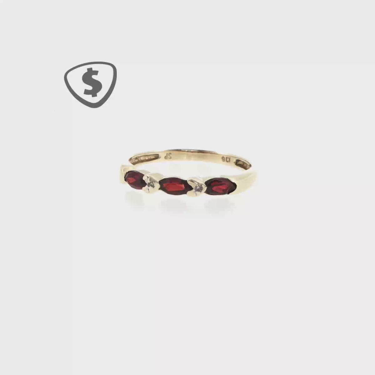9ct Yellow Gold Three-Stone Garnet Ring