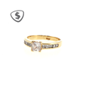 Princess Cut Diamond Ring in 18ct Yellow Gold